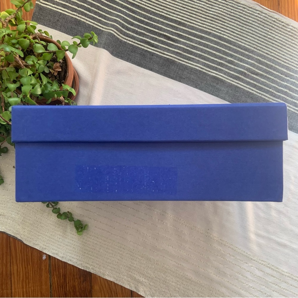 Stuart Weitzman Empty Shoe Box - Picture 3 of 7
